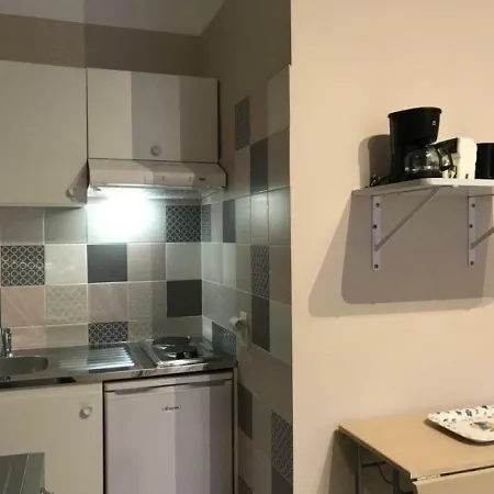 Gardague 1 : Studio Moderne Et Coquet Au Coeur De A 5min A Pied Des Plages Apartment Biarritz